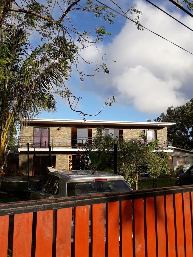 La Casa Del Kori Hostel Hanga Roa Exterior foto